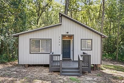 1st image of 2496 Dundee Dr #1
