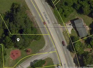 1054 Spring Valley Dr, Hanahan, SC 29410