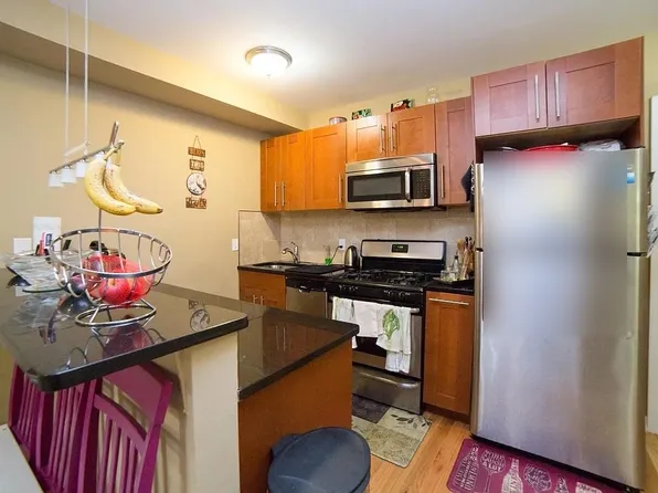 3028 W Girard Ave, Philadelphia, PA