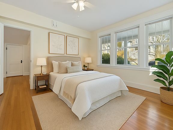 5th image of 48 Manthorne Rd #1