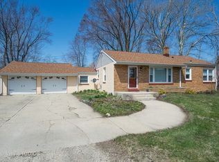 10020 11th Ave, Pleasant Prairie, WI 53158