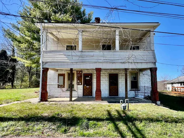 537 Warren St, Fairmont, WV 26554