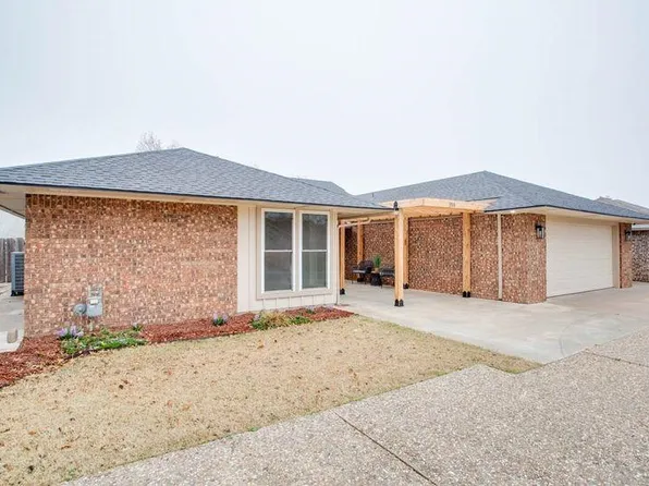 3514 Lakeshore Dr, Enid, OK 73703