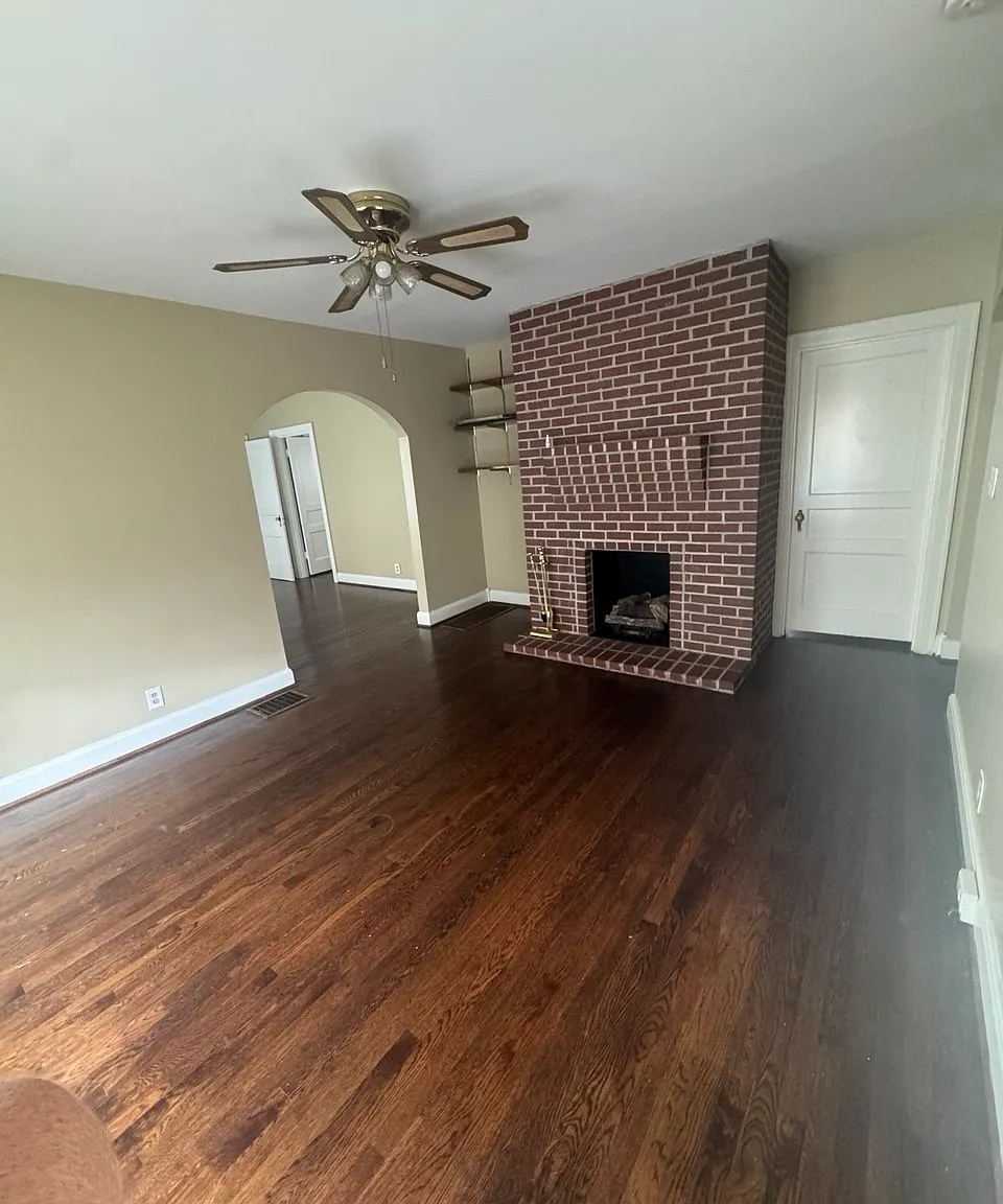 3 bed, 1325 sqft, $2,000 — Photo 3