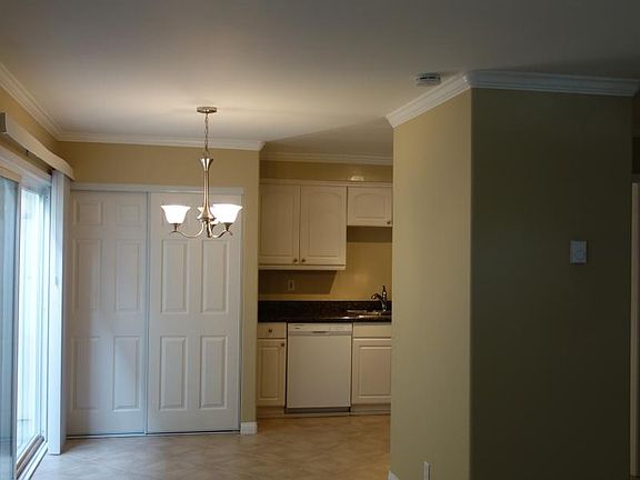 dining/laundry/kitchen