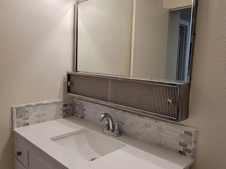 1402 Drake Dr #A — Photo 16