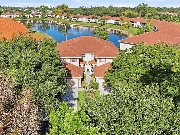 3rd image of 340 Robin Hood CIR #102