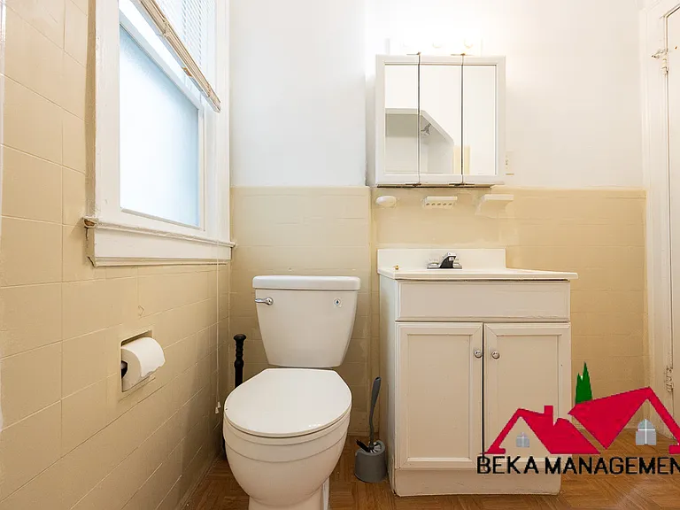 17158 Greenlawn St — Photo 15