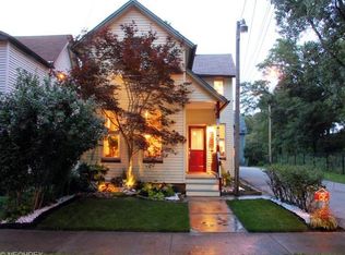 1616 Starkweather Ave, Cleveland, OH 44113