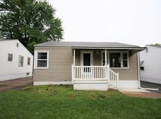 2767 Clager Rd, Saint Louis, MO 63125