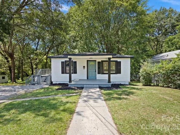 423 S Spargo St, Dallas, NC 28034