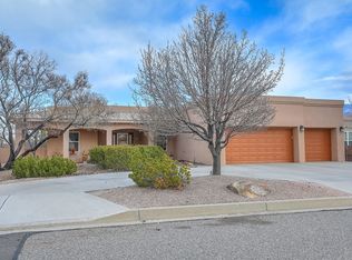 2025 Clearwater Loop NE, Rio Rancho, NM 87144