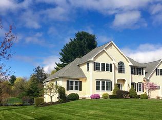 10 Canterbury Ln, Groton, MA 01450