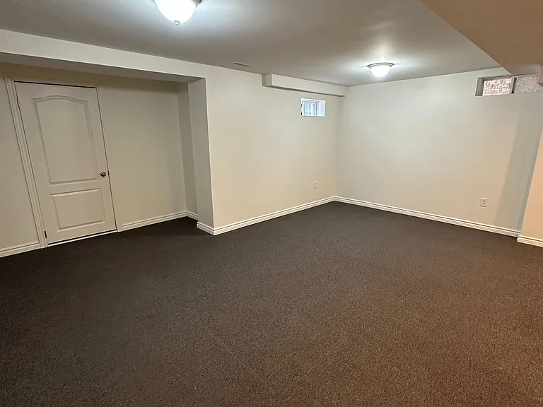33 Brightsview Dr — Photo 9