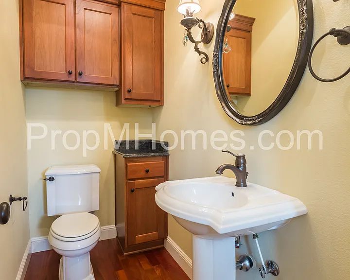 5135 N Williams Ave — Photo 8