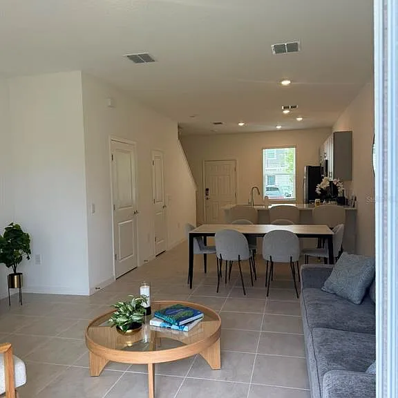 3119 Skyline Loop — Photo 2
