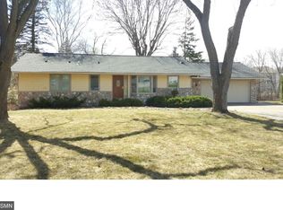 105 Glendale Dr, Long Lake, MN 55356