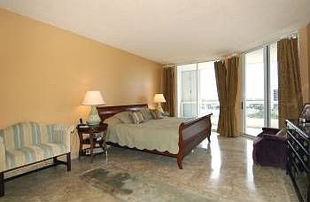4th image of 21150 Point Pl APT 1004