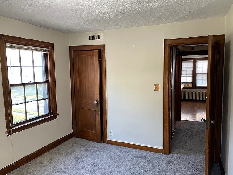 1385 Northwest Blvd #C — Photo 10