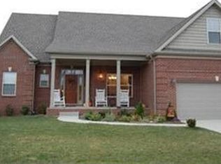 4021 Greentree Rd, Versailles, KY 40383