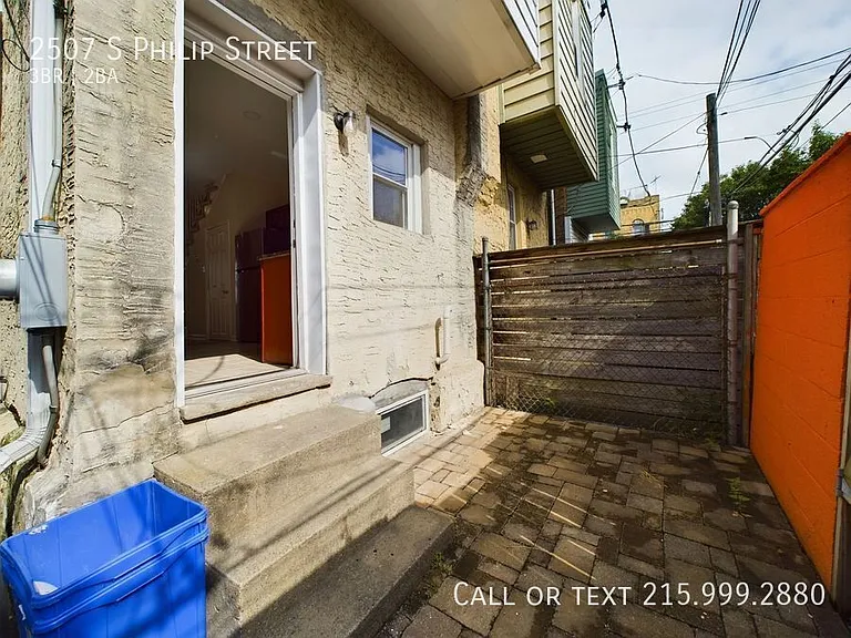 2507 S Philip St — Photo 19