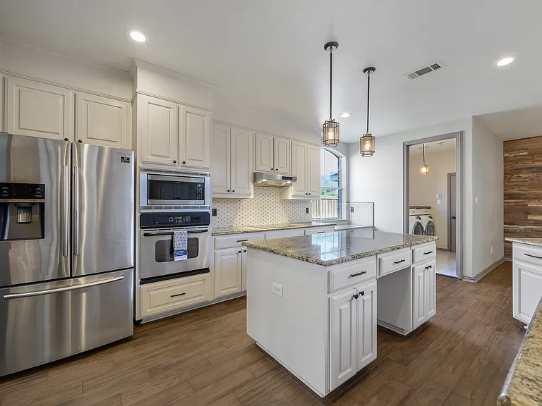 5170 Mohegan Ln — Photo 16