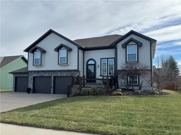 7805 NE 111th St, Kansas City, MO 64157
