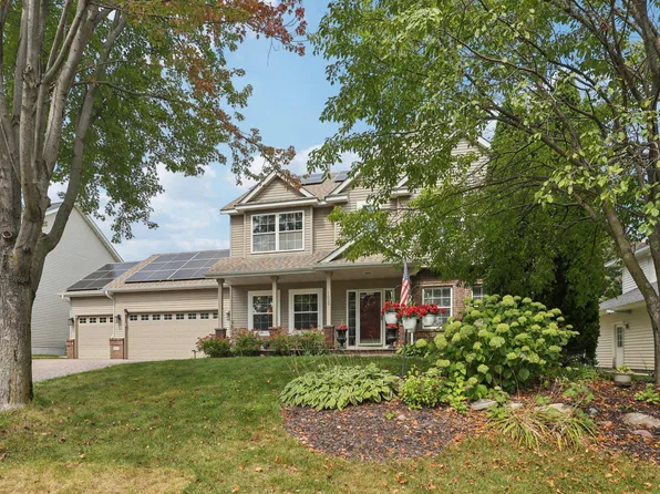 1035 Walnut Ridge Dr, Eagan, MN 55123