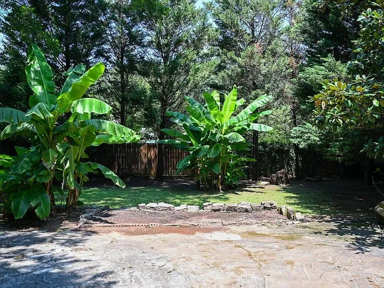 2076 Ridgedale Rd NE — Photo 39