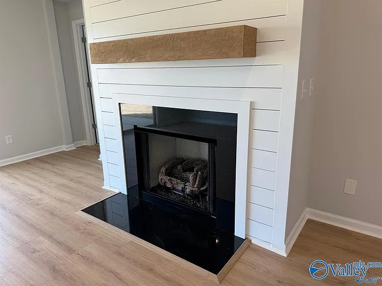 12660 Whitcomb Cir — Photo 3