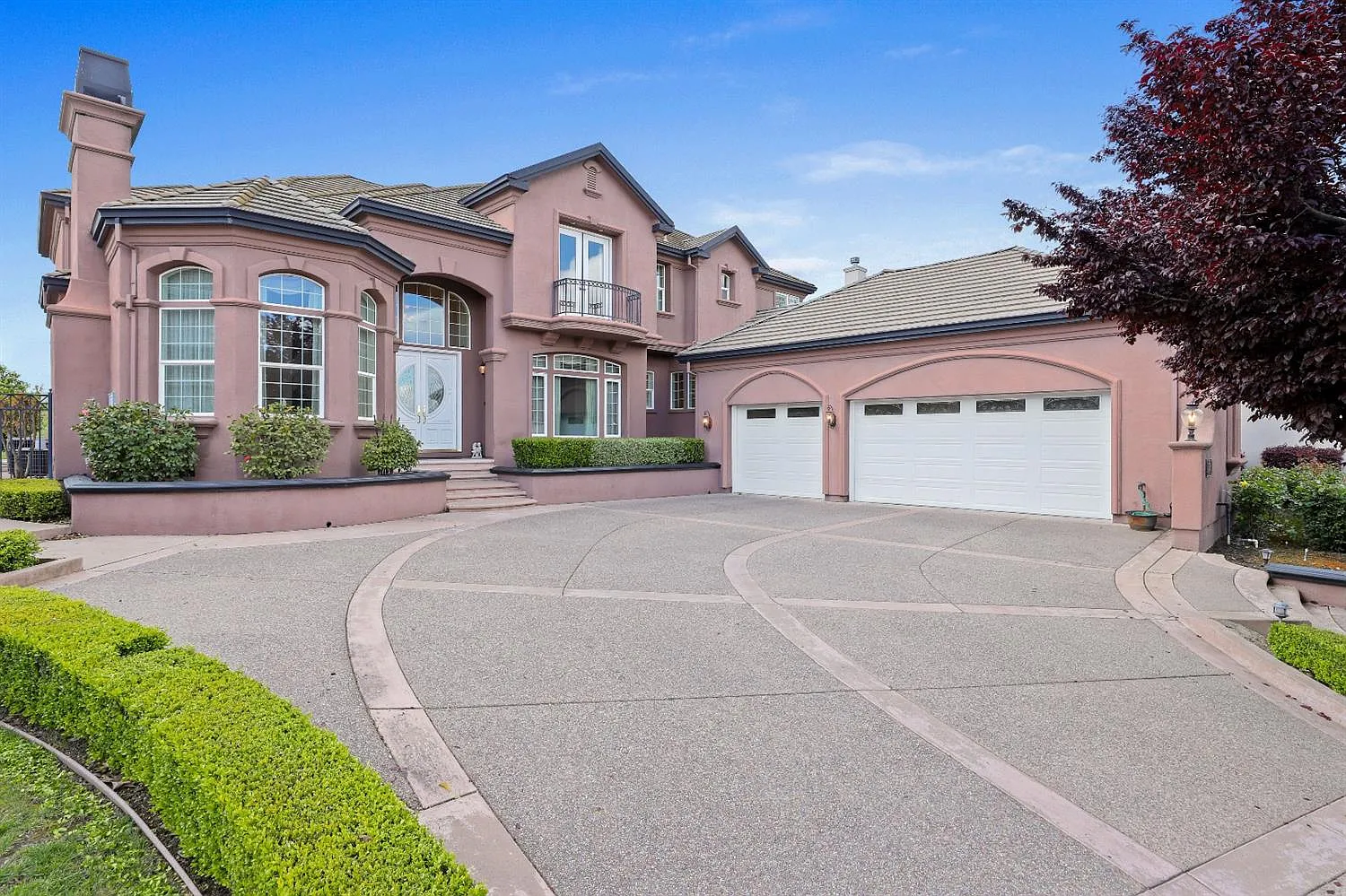 5526 Saint Andrews Dr photo 1
