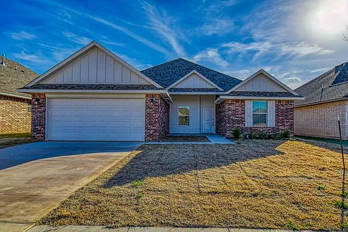 3112 Pebble Pond Dr Photo 1