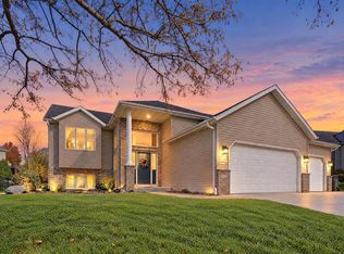 4427 Shetland Pl NW, Rochester, MN 55901