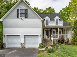 1472 Morris Pond Dr, Locust Grove, VA 22508
