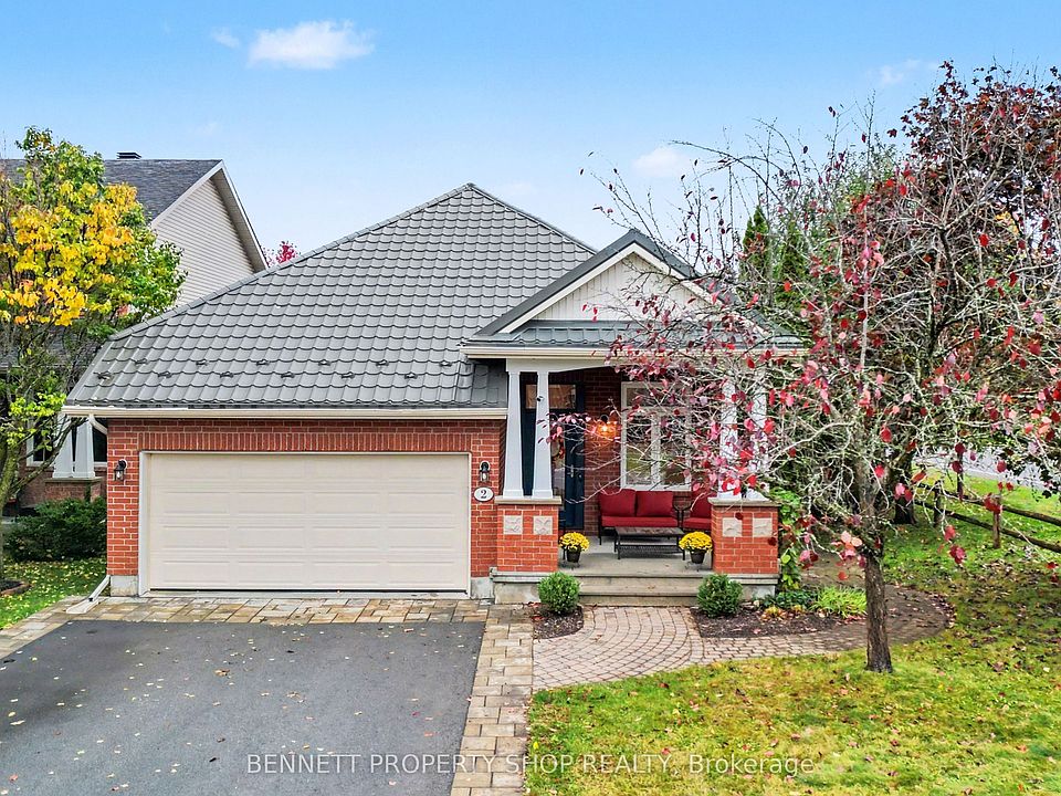 1st image of 2 Thunderbird Cres