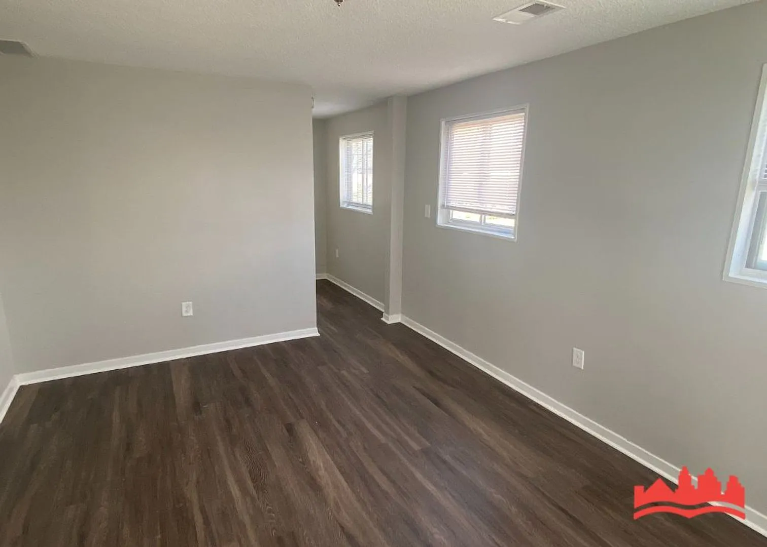 Welcome to 220 Elder Rd! — Photo 3
