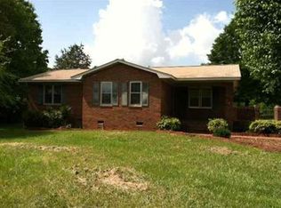 3271 Cimmeron Rd, Lancaster, SC 29720