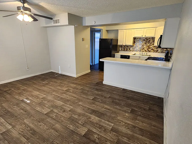 Scottsdale 5th Ave. Apartments — Photo 106