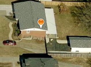 102 N Arlington Dr, Henderson, KY 42420