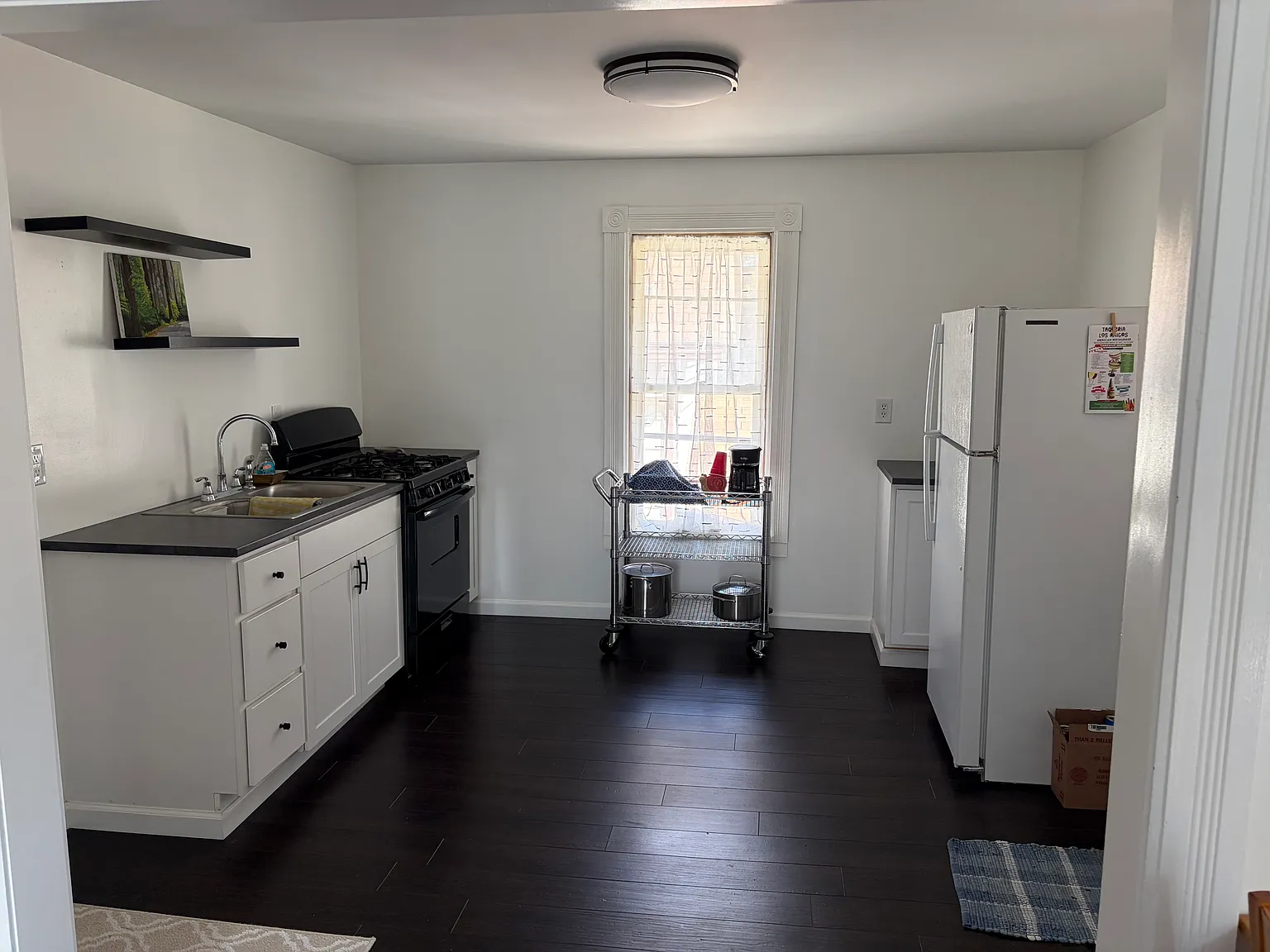 1 bed, 900 sqft, $1,550 — Photo 1