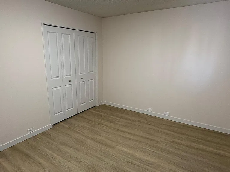 4719 Memorial Dr E #4719 — Photo 2