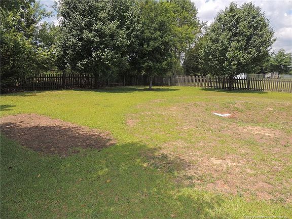 3rd image of 209 Northwoods Dr
