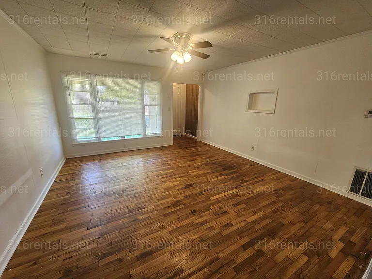 1248 N Terrace Dr — Photo 3