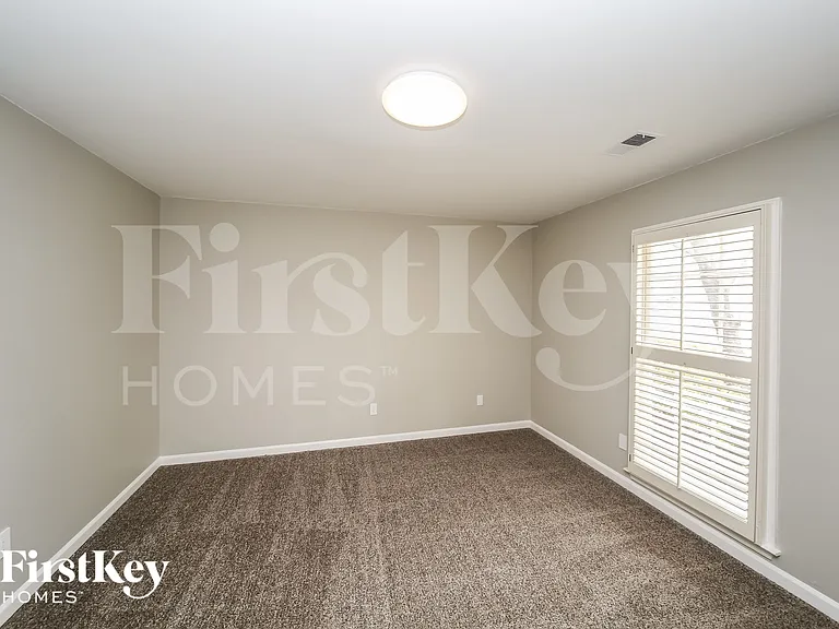 6705 Kirby Trace Cv — Photo 10