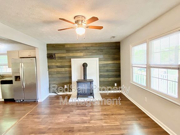 4th image of 5187 Oak Creek Cir
