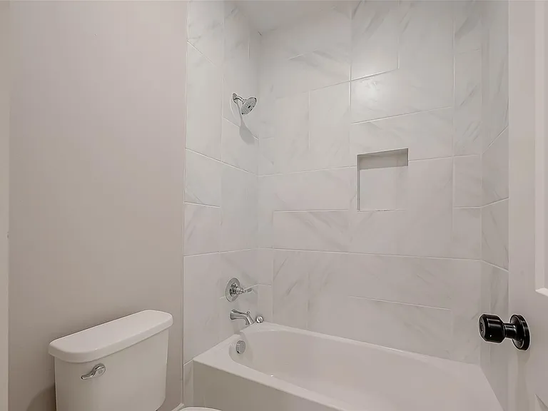 8128 Chateau St — Photo 30