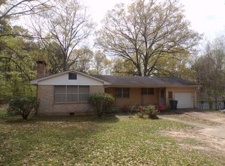 837 Highway 12 E, Kosciusko, MS 39090