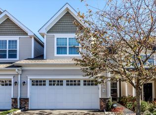 16 Briar Ridge Dr UNIT 16, Bethel, CT 06801