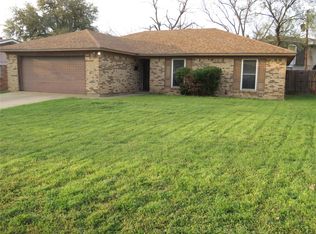 6609 Yolanda Dr, Fort Worth, TX 76112