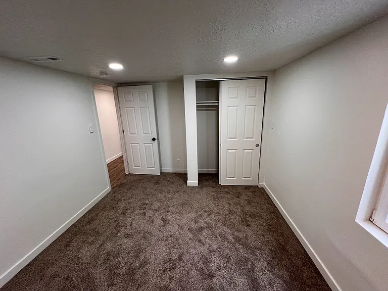 10200 S Crocus St — Photo 35